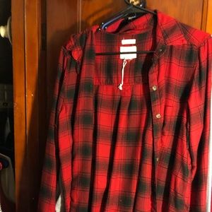 Size M flannel @ American Eagle